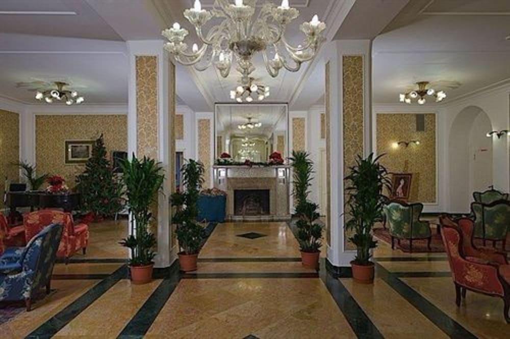 Th San Martino - Majestic Dolomiti Hotel 圣马蒂诺-迪卡斯特罗扎 外观 照片