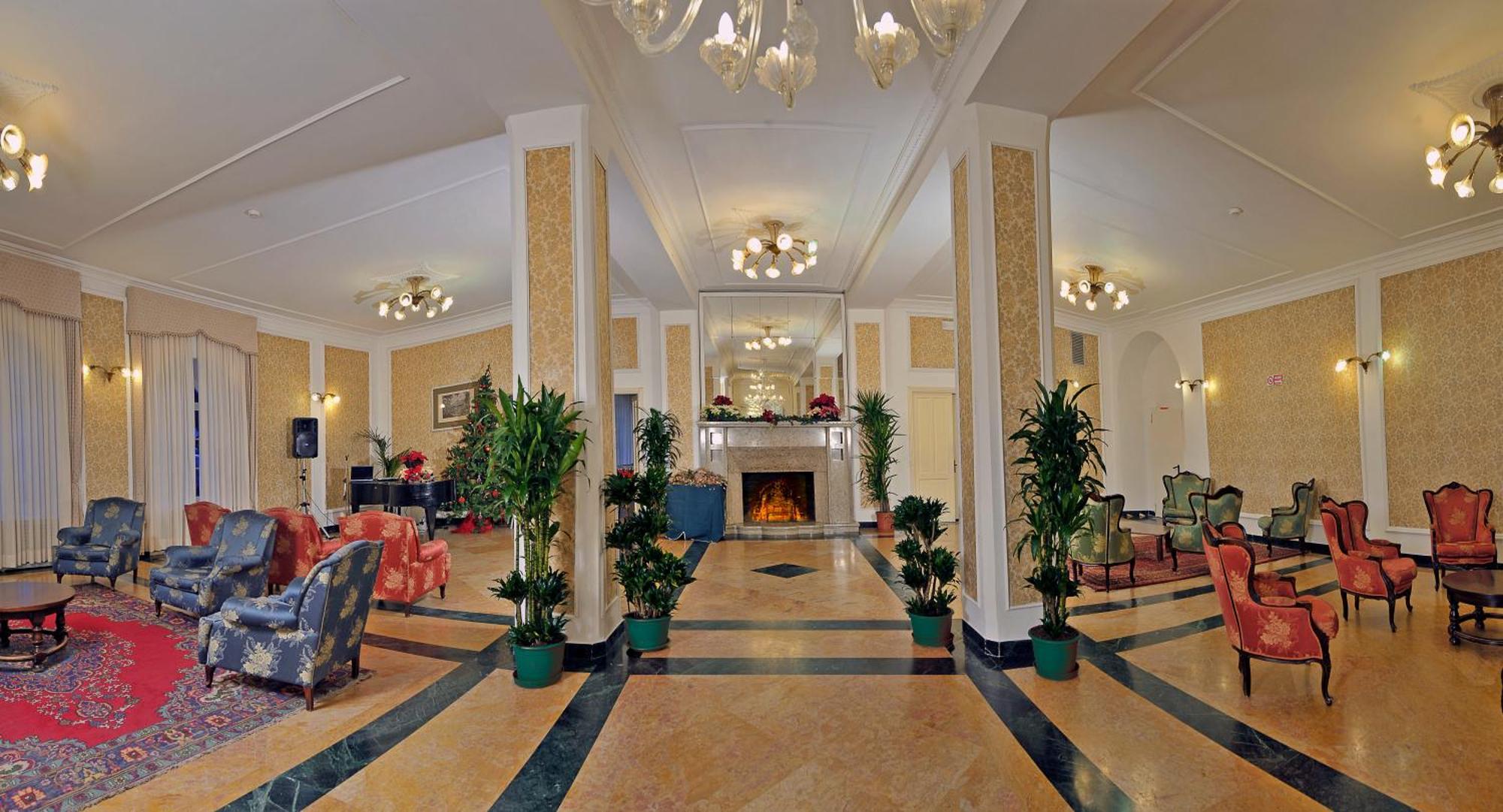 Th San Martino - Majestic Dolomiti Hotel 圣马蒂诺-迪卡斯特罗扎 外观 照片
